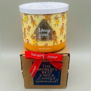 Bath & Body Works MERRY COOKIE Holiday 3 Wick Candle - 14.5oz Gingerbread Design